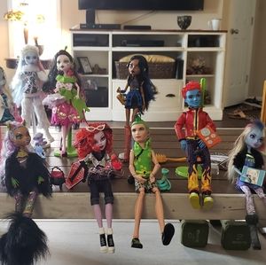 Monster  High Dolls